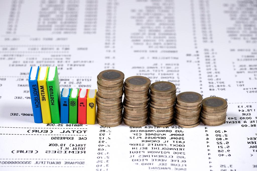 Modern family using AI-powered financial planning dashboard on tablet device